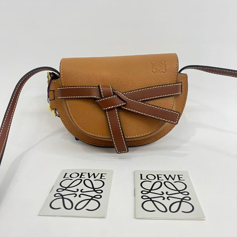 Loewe/羅意威焦糖色Gatemini粒面牛皮馬鞍包蝴蝶結斜挎包21cm-0