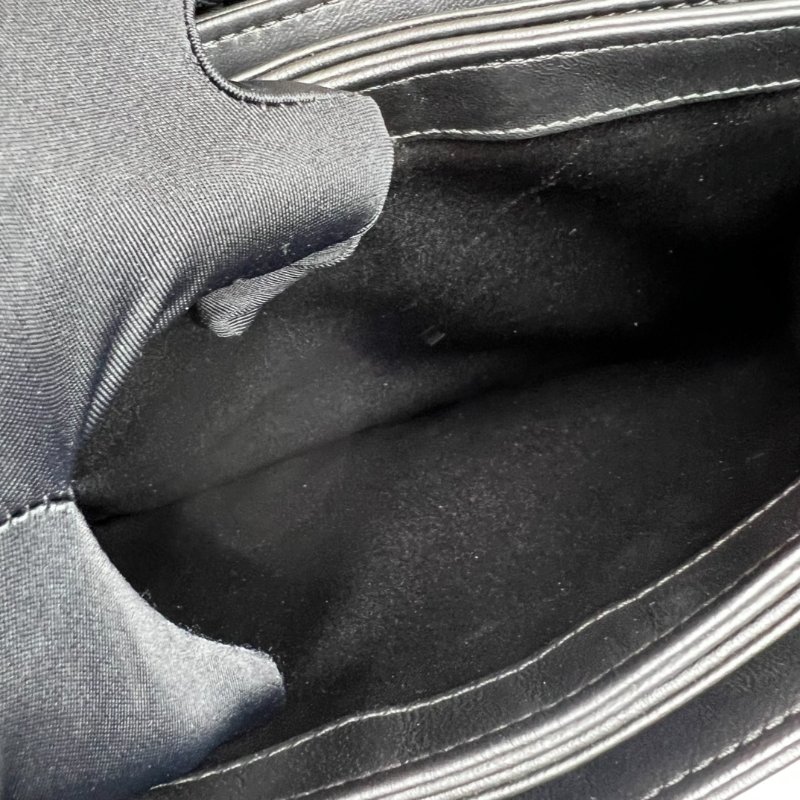 CHANEL 16開 黑銀羊皮菱格紋風琴包-7