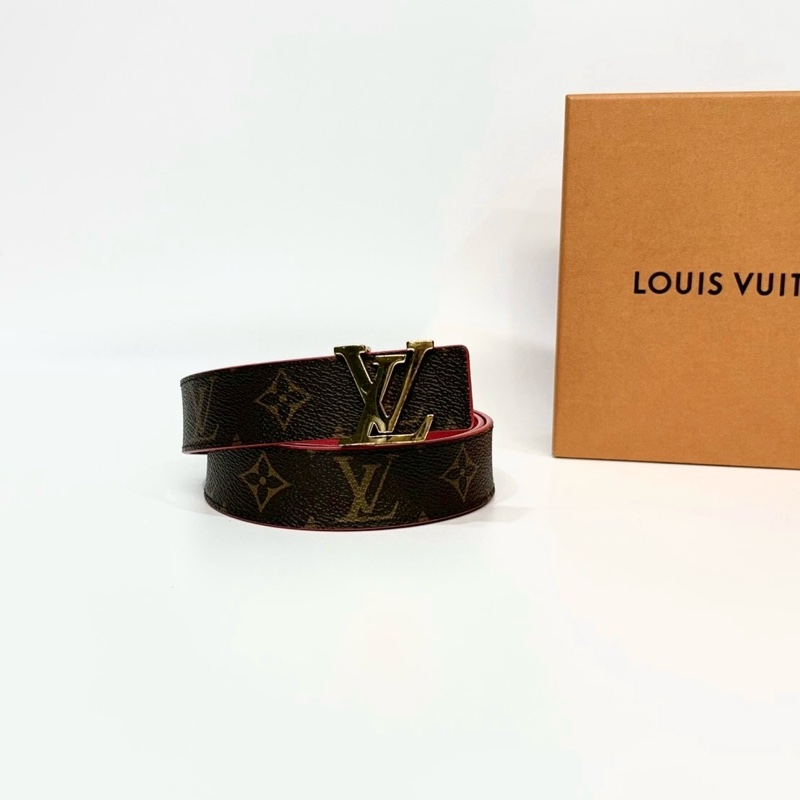 LV Initiales老花拼紅雙面皮帶M9498U-1