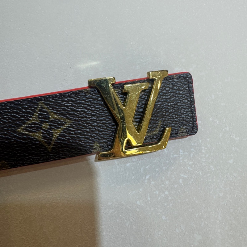 LV Initiales老花拼紅雙面皮帶M9498U-9