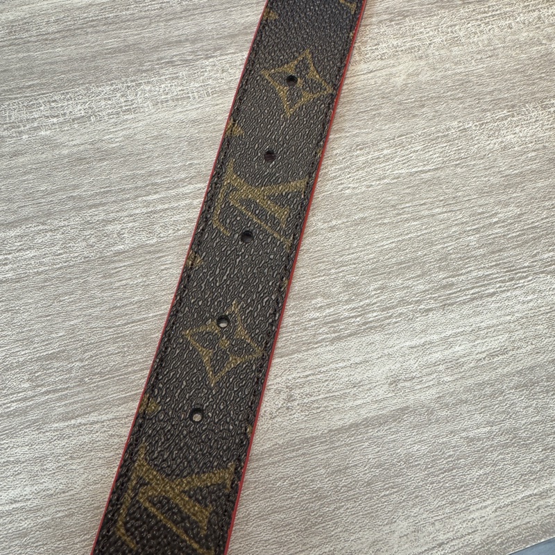 LV Initiales老花拼紅雙面皮帶M9498U-7