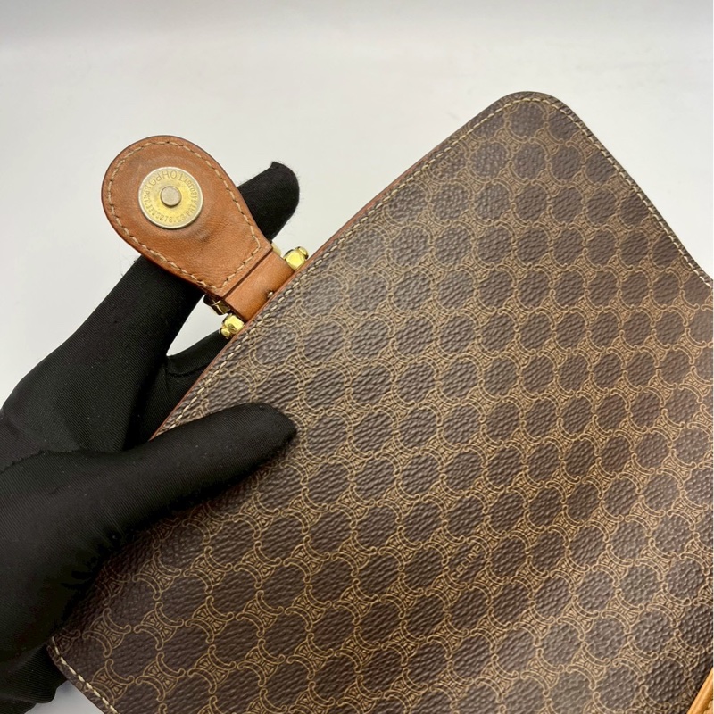 🏷️ Celine 斜背包-31