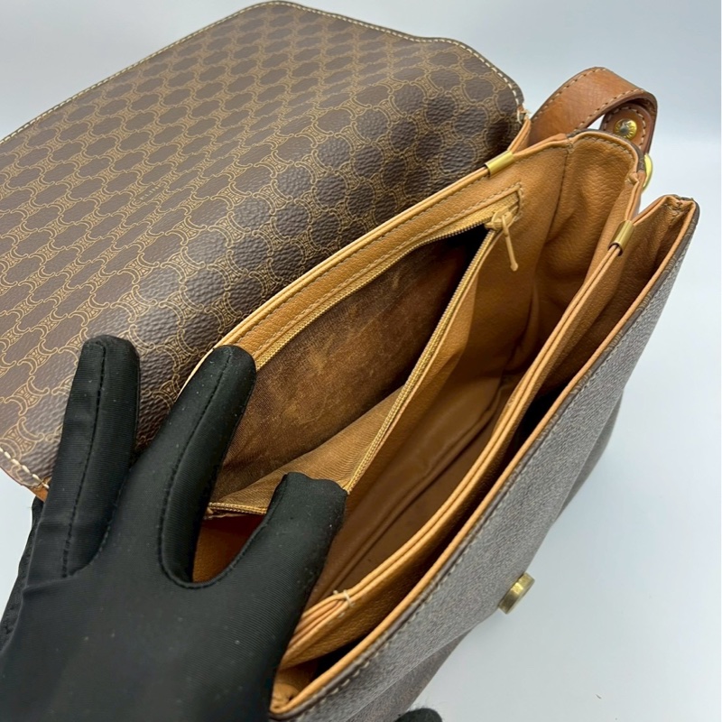 🏷️ Celine 斜背包-34