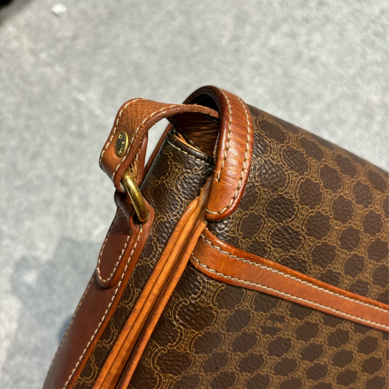 🏷️ Celine 斜背包-11