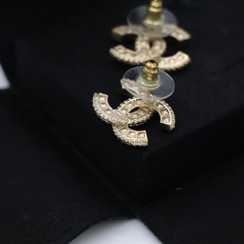 Chanel 香奈兒 CC Logo 水鑽 淡金色 耳環 耳釘-5