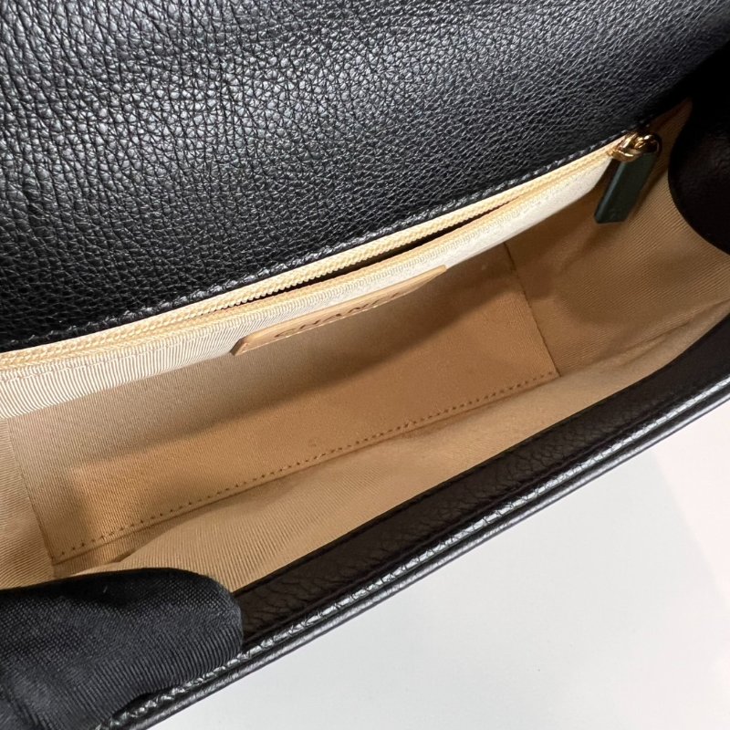 CHANEL 23開 黑牛皮CLICK 兩用包-7