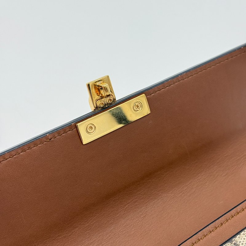 Gucci 古馳 Padlock 黑色牛皮 經典花紋 鏈條錢包 斜挎包 單肩包 多卡位 鈔票位（鏈條可以拆卸）-9