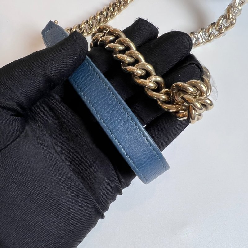 CHANEL 23開 藍牛皮CLICK 兩用包-8