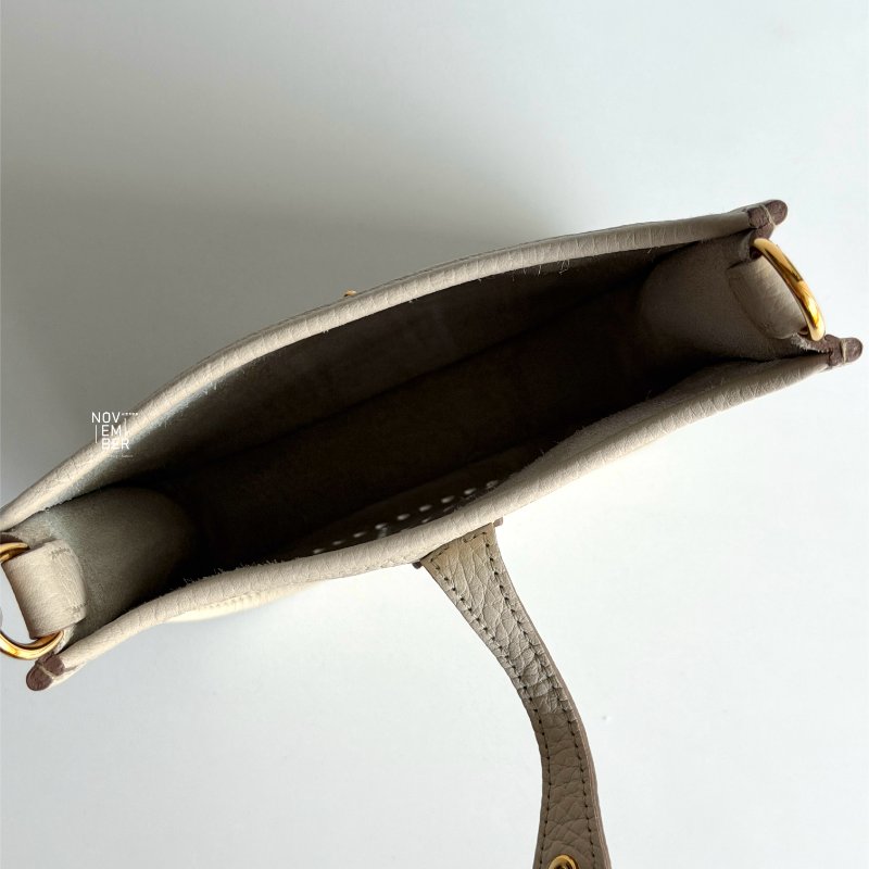 閒置新✨ Hermès 愛馬仕 Evelyne Mini 冰川白金釦一代-3