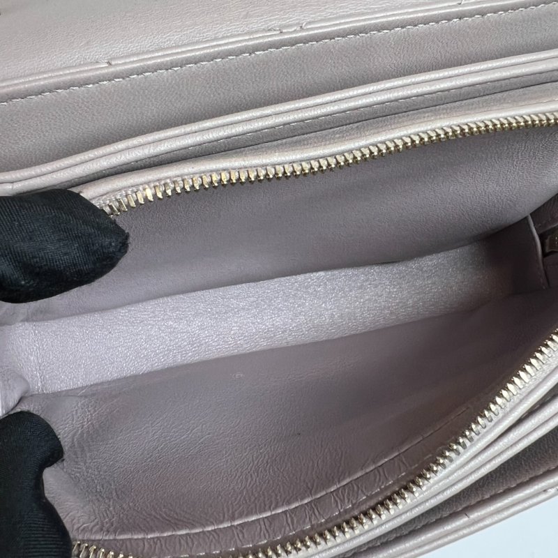 CHANEL 25開 紫灰金鍊牛皮信封包-6