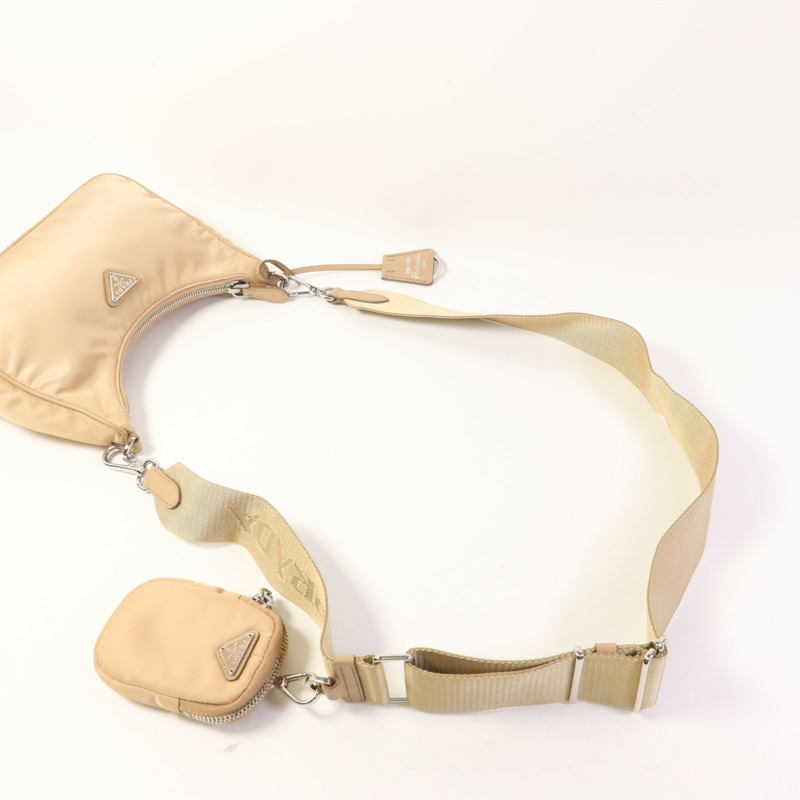 PRADA 尼龍Re-Edition 2005銀扣肩背袋-4