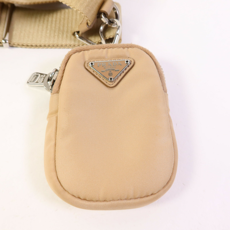 PRADA 尼龍Re-Edition 2005銀扣肩背袋-12