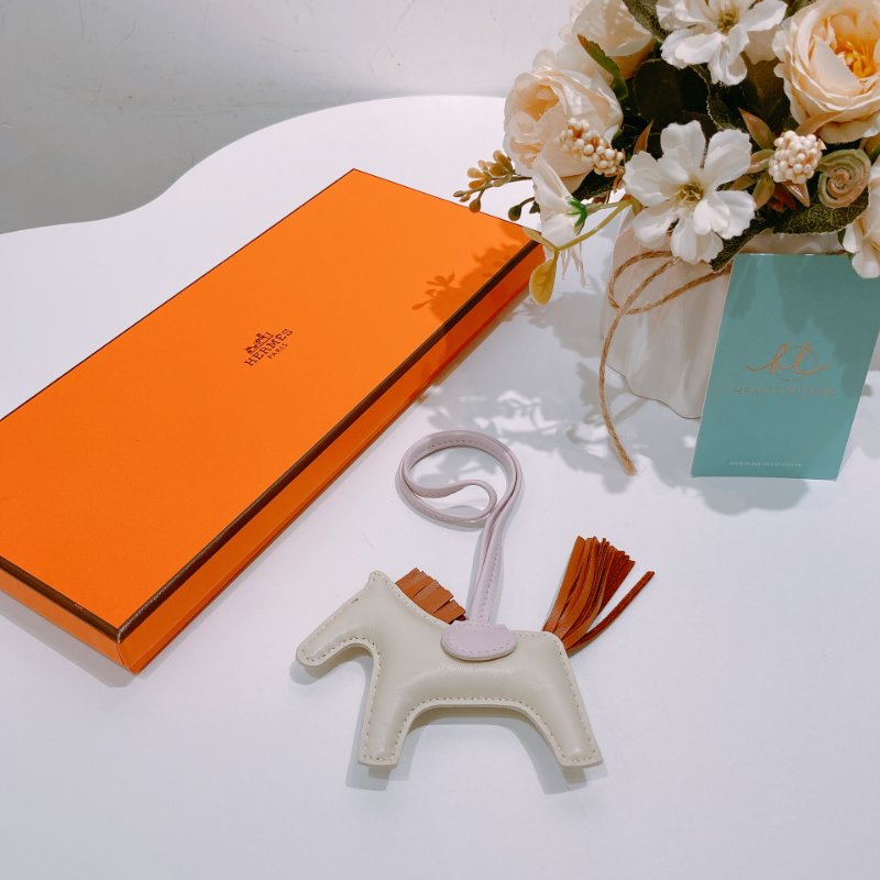 TW4522 Hermes 愛馬仕 馬仔掛件 小皮具Rodeo Charm PM Craie/Gold/mauve Pale-12