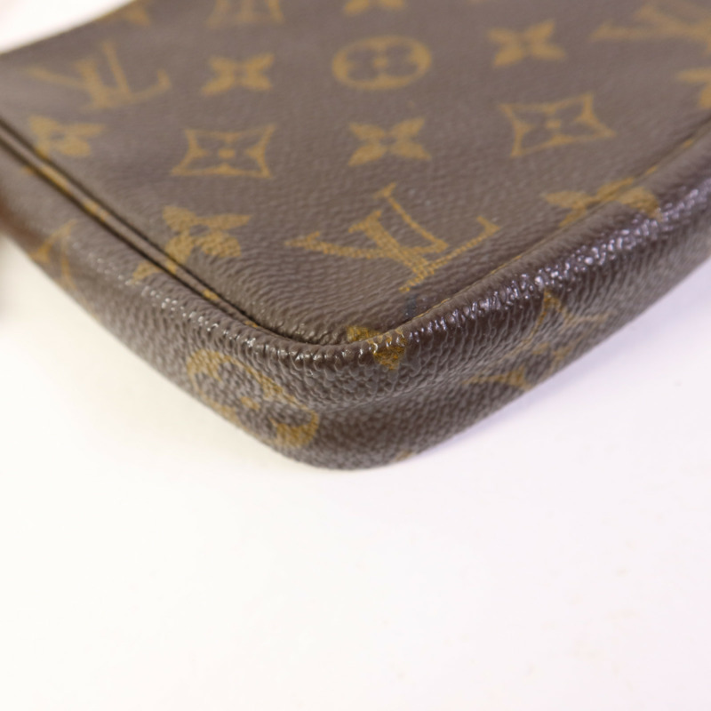 LOUIS VUITTON Monogram Pochette Accessoires金扣手挽袋棕色-11