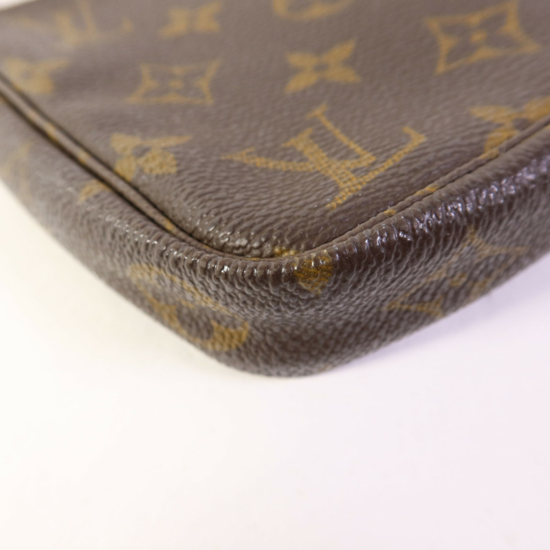 LOUIS VUITTON Monogram Pochette Accessoires金扣手挽袋棕色-13