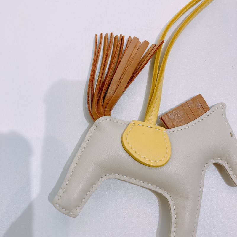 TW4523 Hermes 愛馬仕 馬仔掛件 小皮具Rodeo Charm PM Craie/Chain Agnea-8