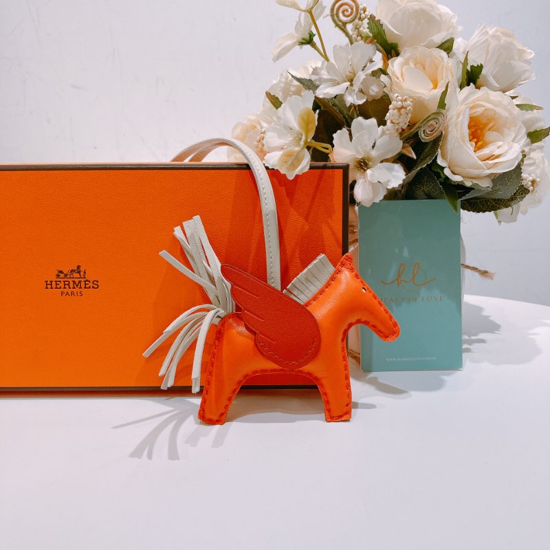 TW4524 Hermes 愛馬仕 馬仔掛件 小皮具Rodeo Charm PM Orange/Craie-1