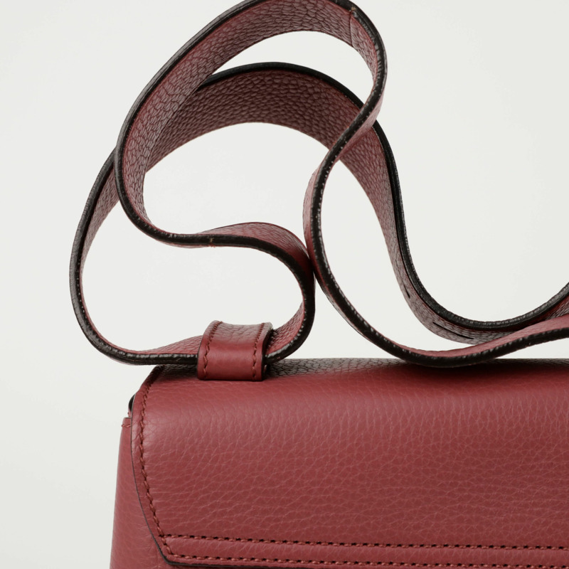 【包稅】GUCCI 401173 GG Marmont翻蓋肩背包-4