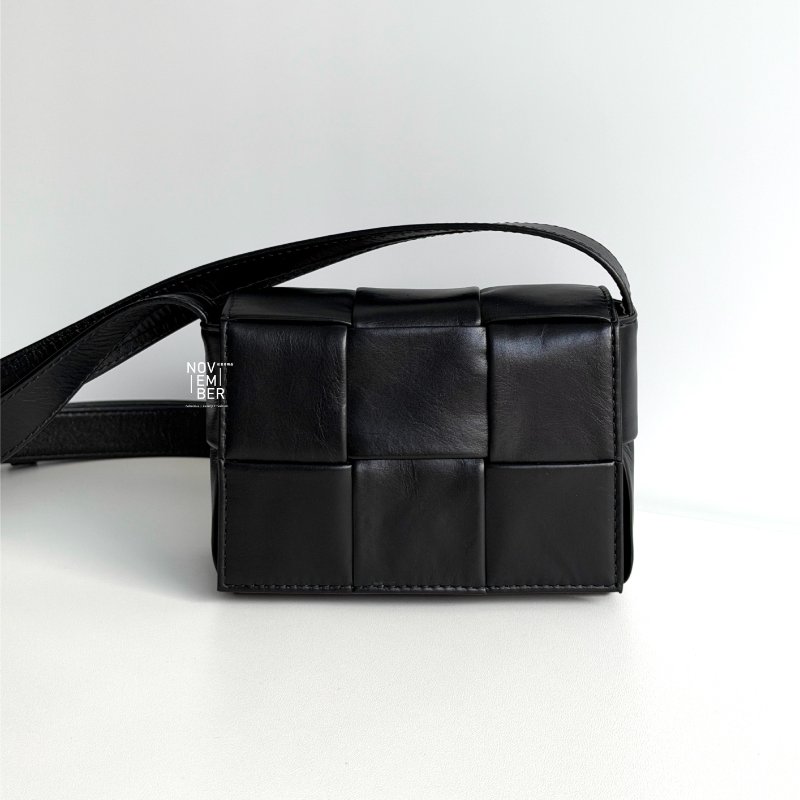 閒置新✨ Bottega Veneta BV 寶緹嘉 Cassette Mini 黑色-0