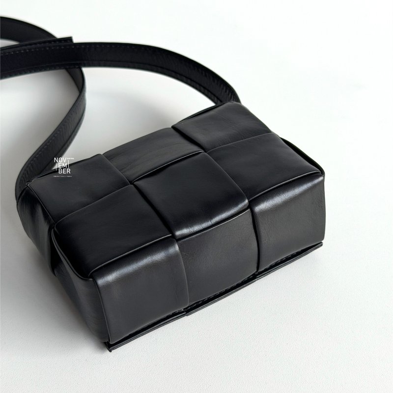 閒置新✨ Bottega Veneta BV 寶緹嘉 Cassette Mini 黑色-4