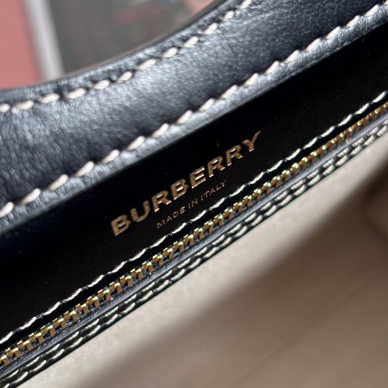 ::BURBERRY:: Pocket 帆布手提 / 斜背口袋包(黑灰)-28