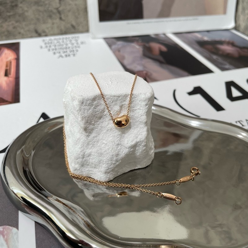 Tiffany 18k 玫瑰金豌豆項鍊  Elsa Peretti® Bean design 系列項鍊-2
