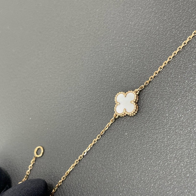 VCA 梵克雅寶 白色 小號 小花四葉草手鍊 全長約17.5cm-3