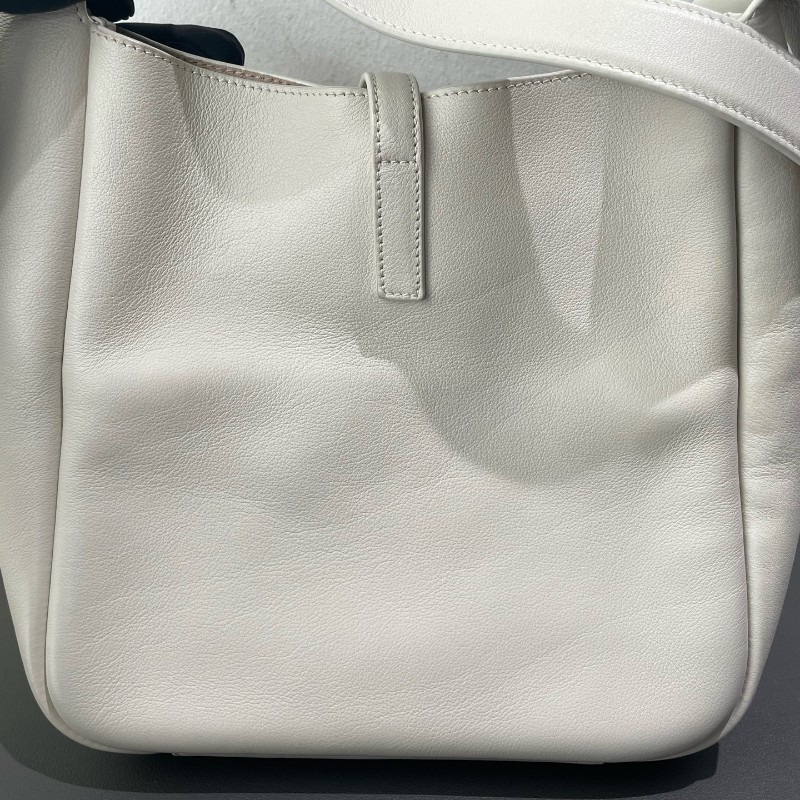 YSL hobo 小號 LE 5A7 baby 白色肩背包-6