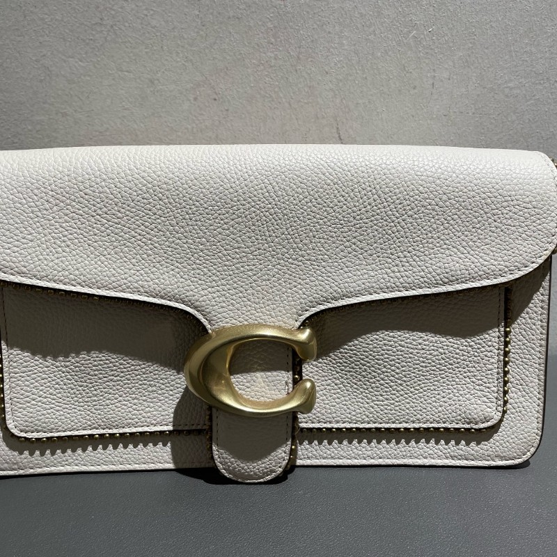 COACH Tabby 26 白色走珠珠鏈經典c信封包-5