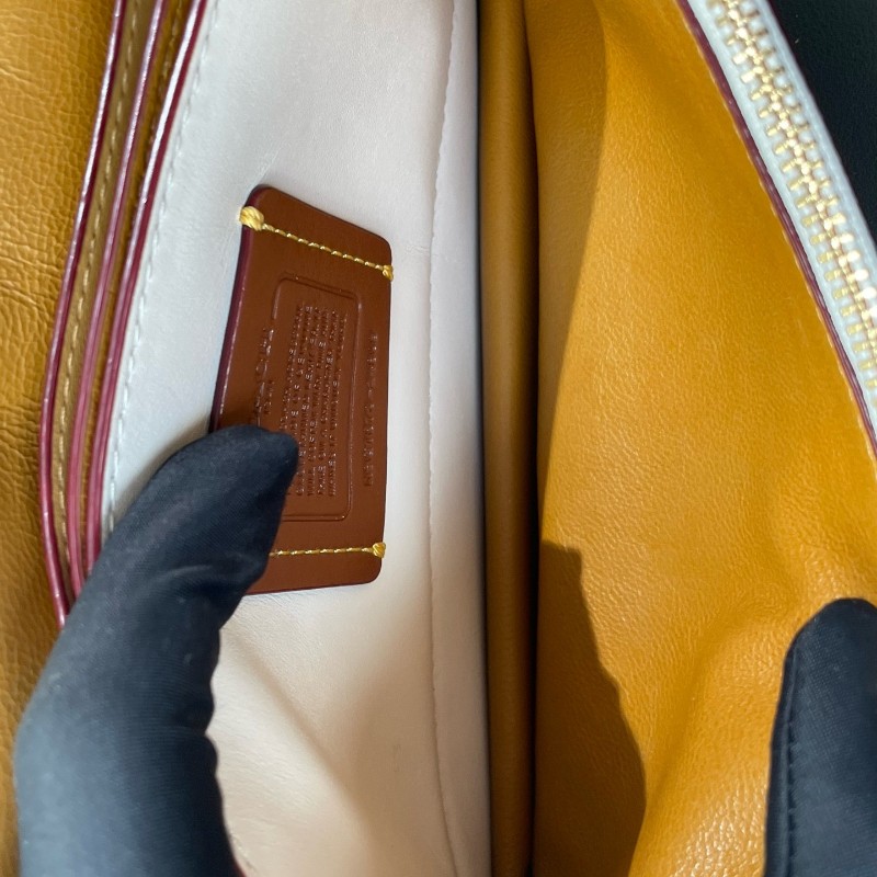 Coach 白色重工鏈條包 斜背包-20