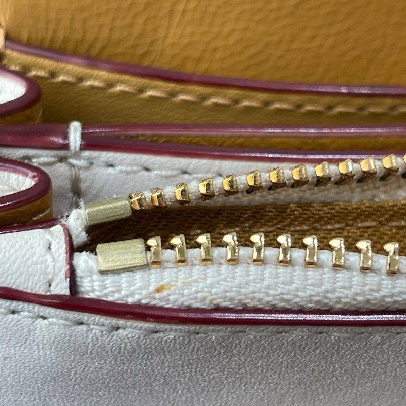 Coach 白色重工鏈條包 斜背包-26