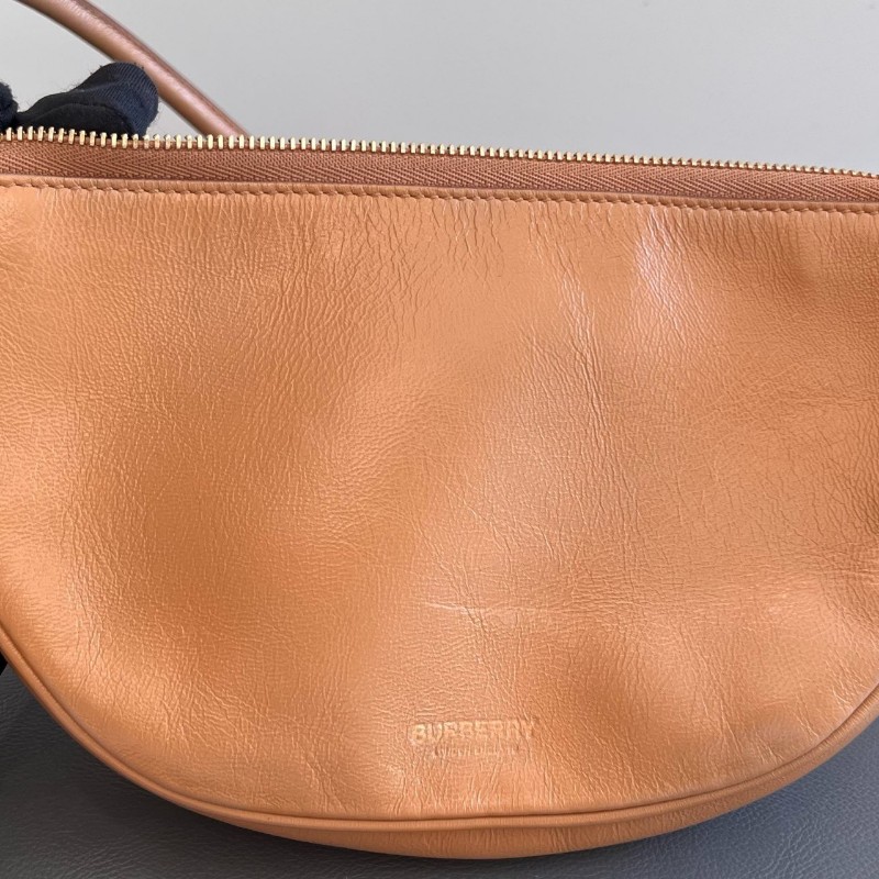 Burberry 埃倫匹亞月半包 手提包-5