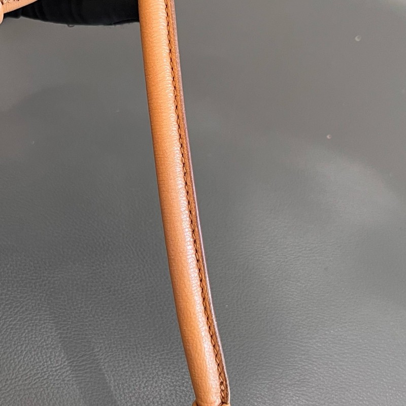 Burberry 埃倫匹亞月半包 手提包-22