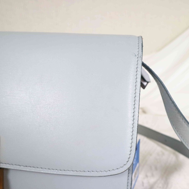 CELINE 中號 霧霾藍金扣 BOX-13