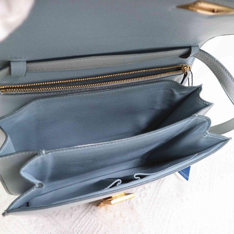 CELINE 中號 霧霾藍金扣 BOX-15