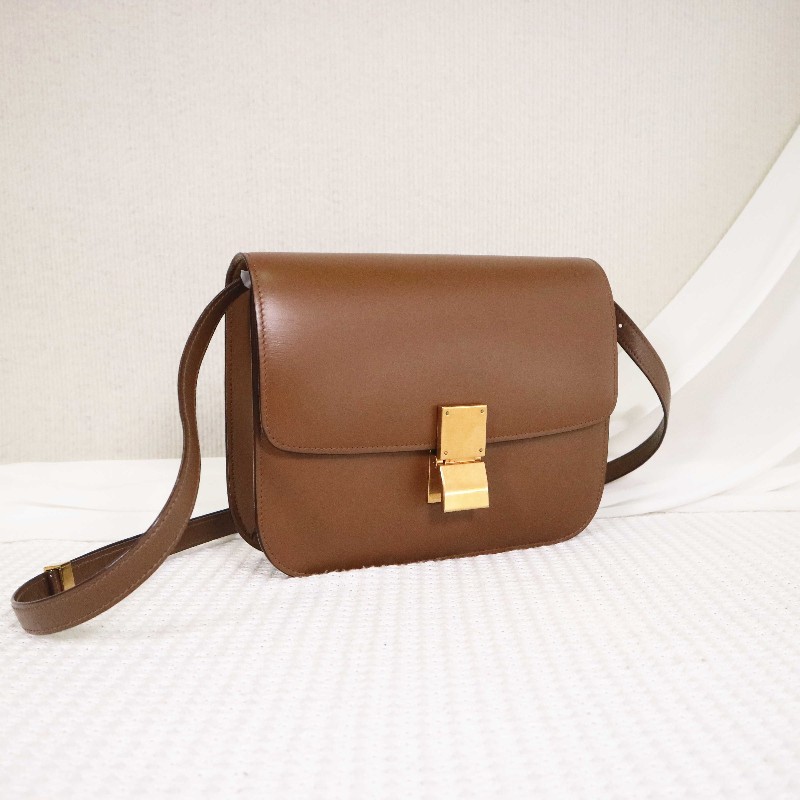 CELINE 中號 最熱賣焦糖棕金扣 BOX 牛皮 肩背包-1
