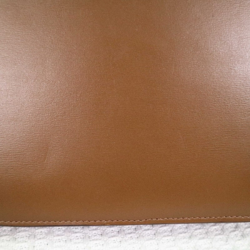 CELINE 中號 最熱賣焦糖棕金扣 BOX 牛皮 肩背包-13