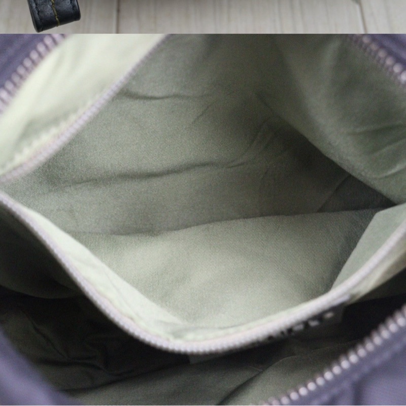 Chanel 運動系列斜背包-19