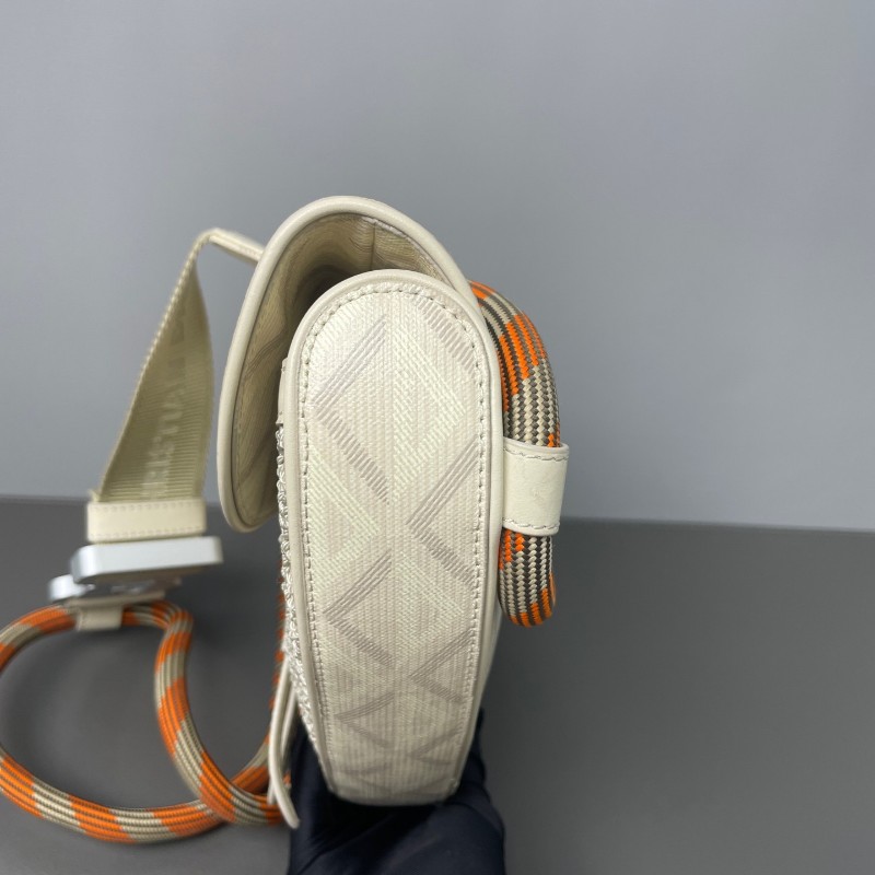 Dior Nautic 新款CD Diamond馬鞍包 白色肩背包斜背包-3