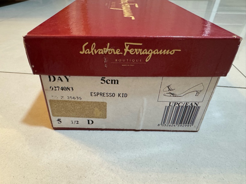 Salvatore Ferragamo深咖啡色高跟鞋5.5-4