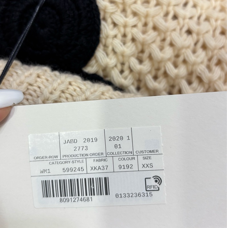 GucciXDisney 聯名 米白針織上衣 米老鼠-7