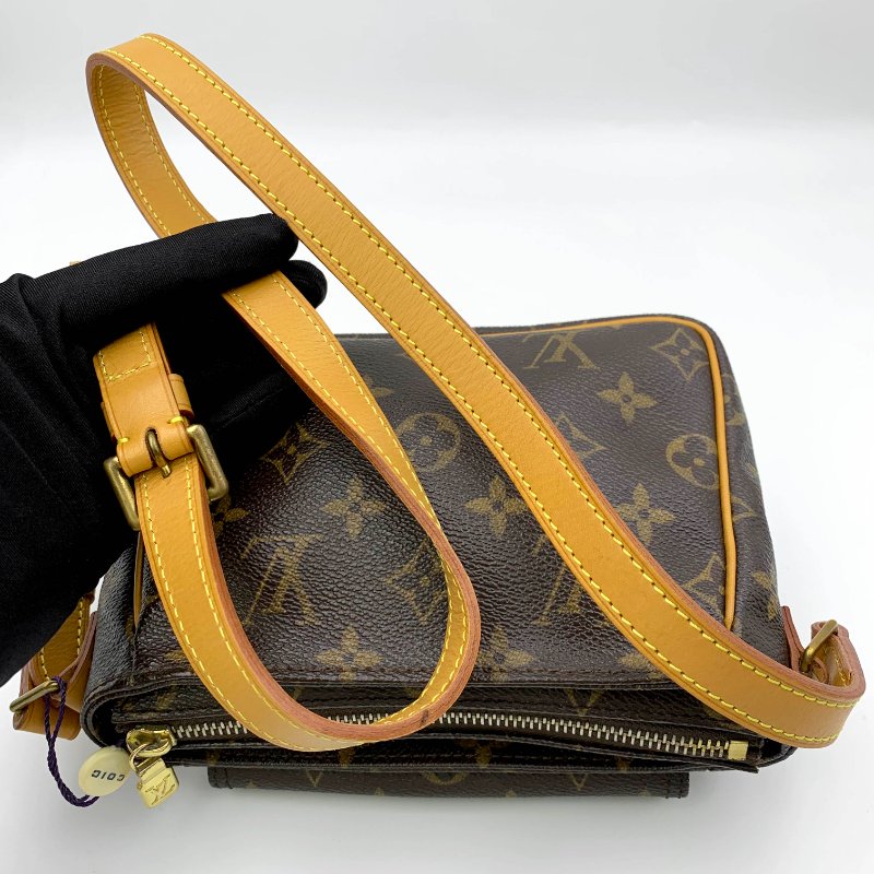 Louis Vuitton 老花可愛小豆腐包，LV，路易威登，經典包，小廢包，麻將包，側背包，二手真品，正品，現貨，免運-18