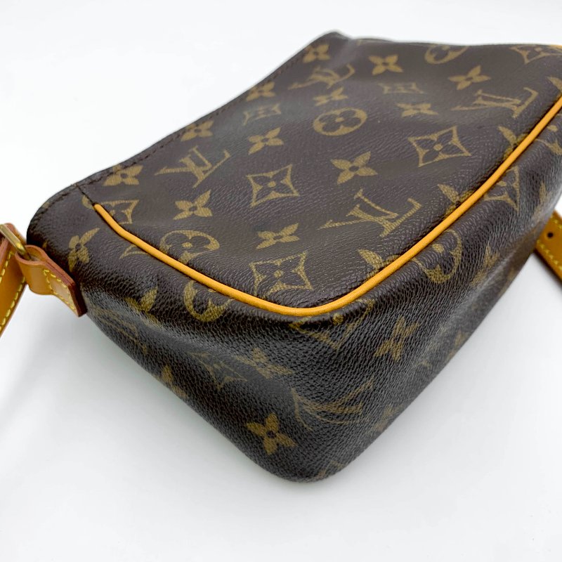 Louis Vuitton 老花可愛小豆腐包，LV，路易威登，經典包，小廢包，麻將包，側背包，二手真品，正品，現貨，免運-24