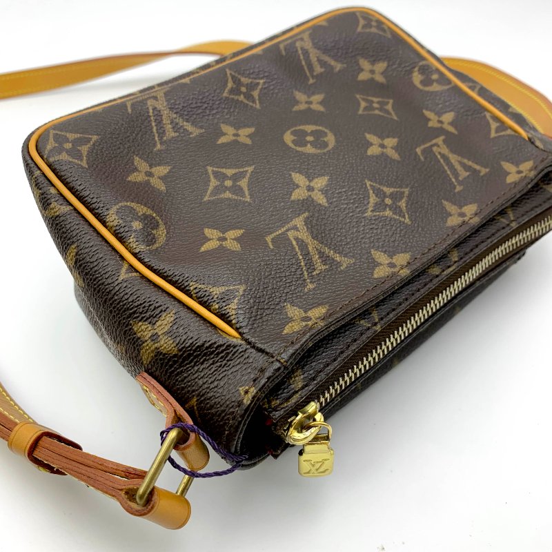 Louis Vuitton 老花可愛小豆腐包，LV，路易威登，經典包，小廢包，麻將包，側背包，二手真品，正品，現貨，免運-26