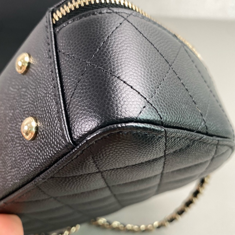 Chanel 25C Caviar Chain bag牛皮保齡包-5