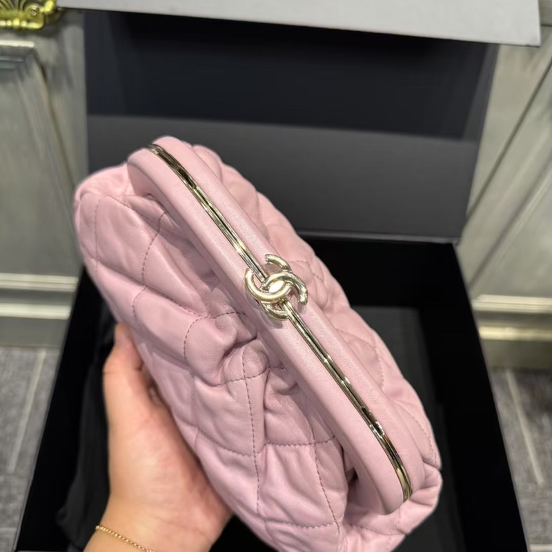 全新閒置 Chanel 24A高級手工坊系晚宴包-5