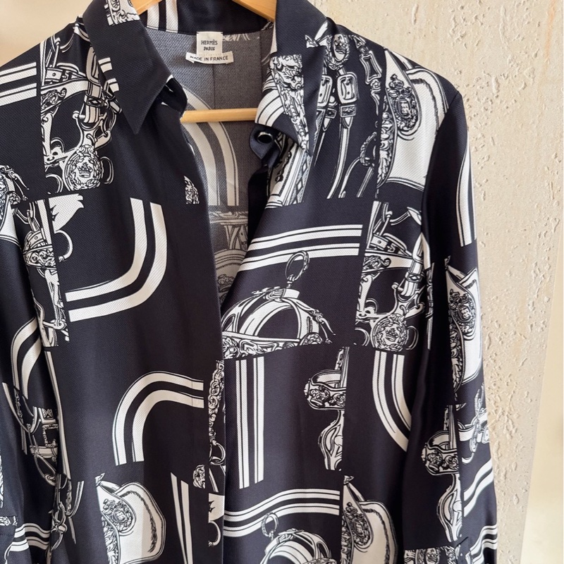 HERMES 黑底白花紋真絲襯衫 36碼-2