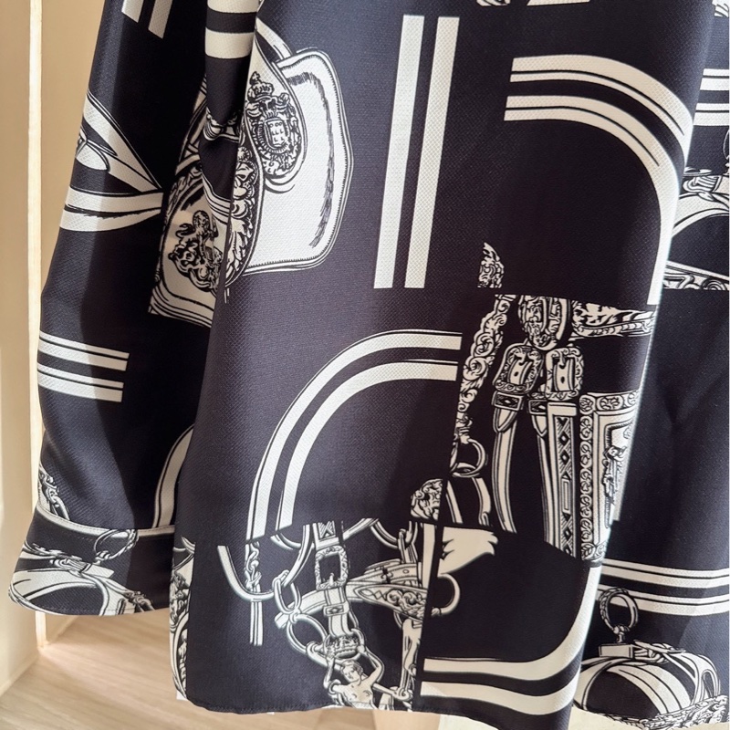 HERMES 黑底白花紋真絲襯衫 36碼-8