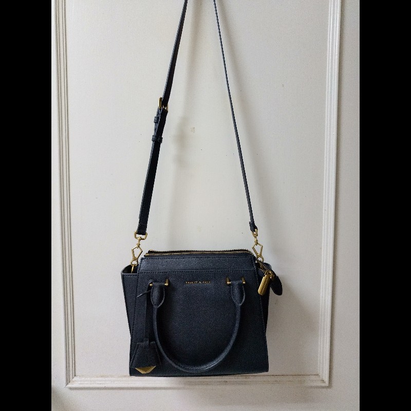 CHARLES & KEITH Harper 經典手提包 肩背包 （二手少用）-10