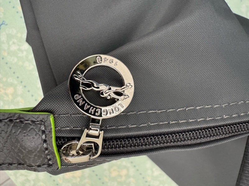 Longchamp肩背包L-7